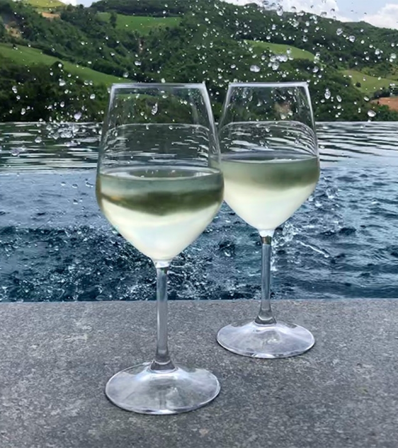 aperitivo-piscina-romagna